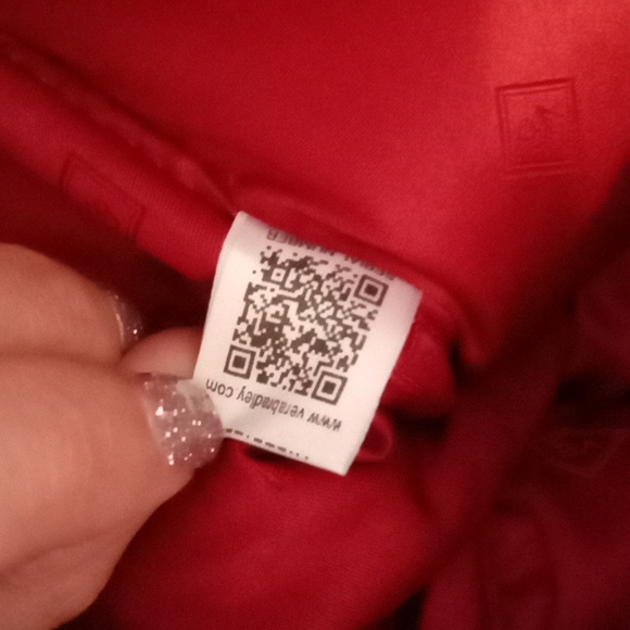 Vera Bradley - Picture 7 of 16